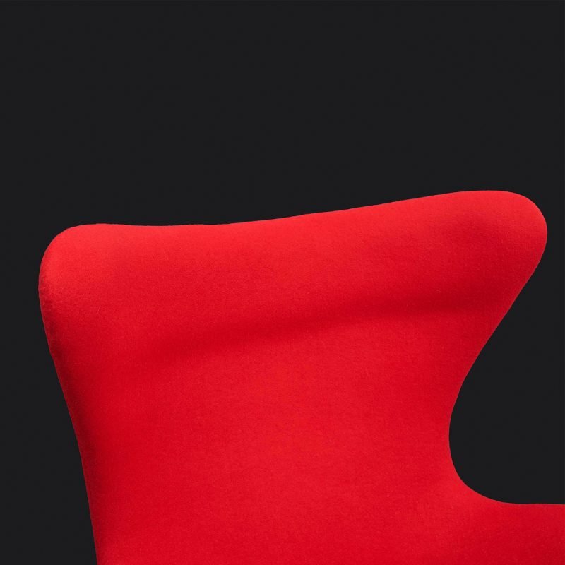 fauteuil egg sur pied jacobsen intérieur design pivotant en cachemire rouge réplique egg chair arne jacobsen
