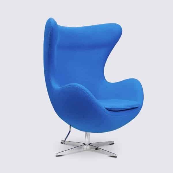 fauteuil egg sur pied design scandinave pivotant oeuf cachemire bleu replica egg chair arne jacobsen