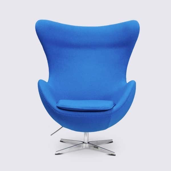fauteuil egg sur pied design scandinave pivotant oeuf cachemire bleu copie egg chair arne jacobsen