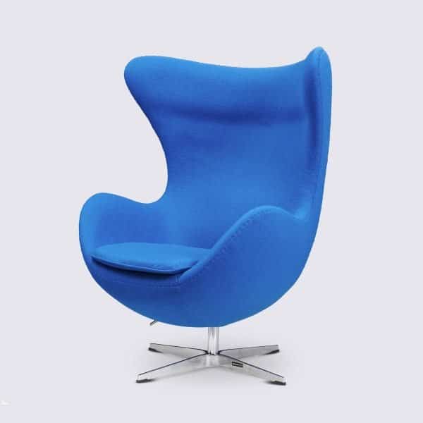 fauteuil egg sur pied design moderne pivotant oeuf cachemire bleu replica egg chair arne jacobsen