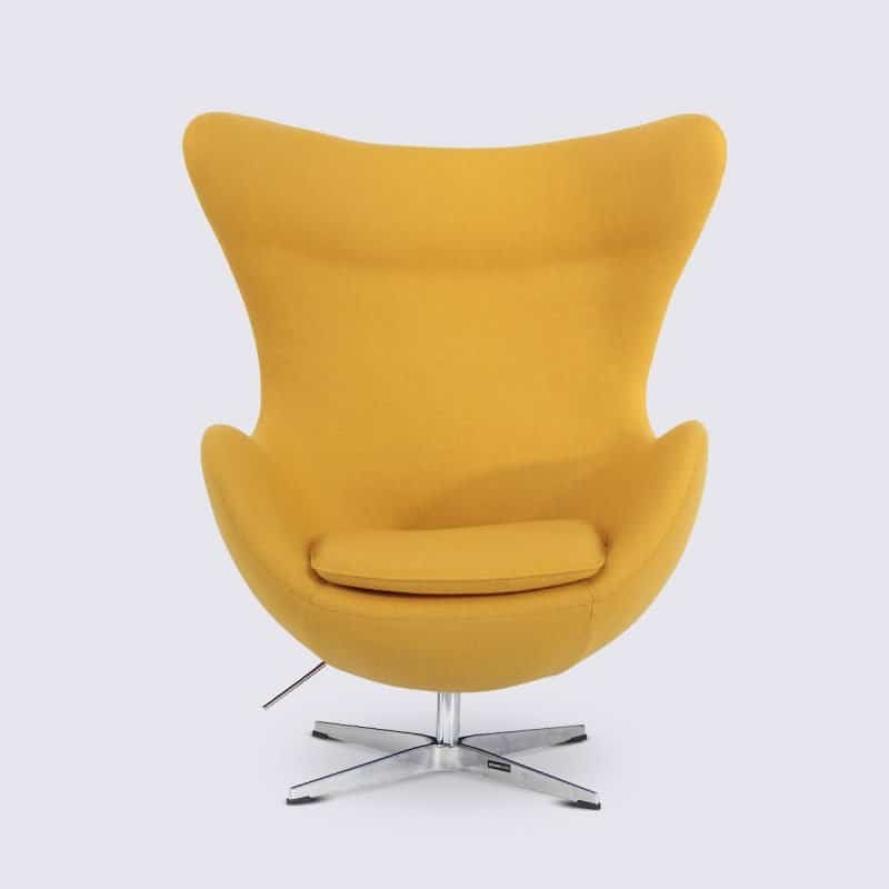 fauteuil egg jacobsen design pivotant en cachemire jaune réplique egg chair arne jacobsen