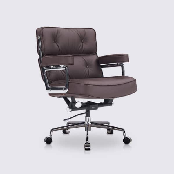 chaise de bureau confortable confort scandinave design ergonomique en cuir marron foncé copie eames lobby ES104 avec roulette